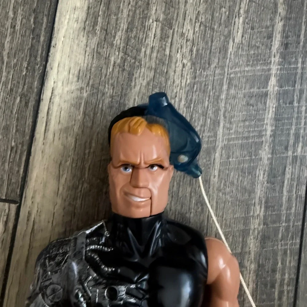 VTG 1998 Mattel Max Steel Action Figure Cyborg Bio-Link Transforming Head 12